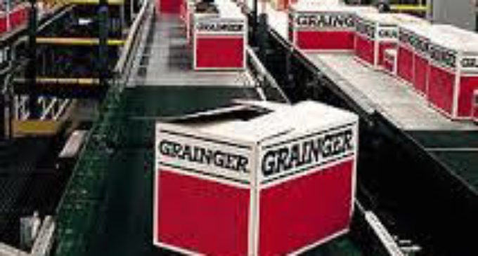 Grainger Sales Edge Up, Earnings Decline